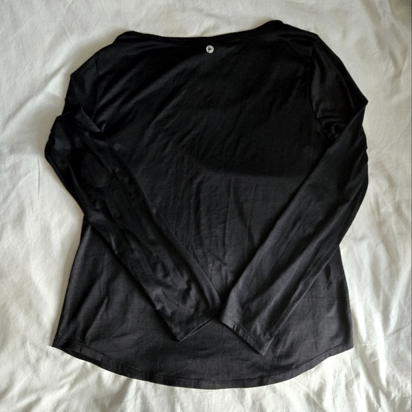 Woman's Basic Long SleeveTop Size S Used Black - Picture 3 of 6